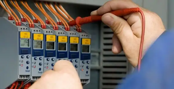 electrical contractors performing professional electrical system testing and configuration in San Antonio, TX
