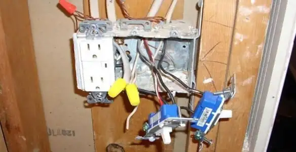 gfci circuits service wiring and upgrading electrical outlets with ground fault protection in San Antonio, TX
