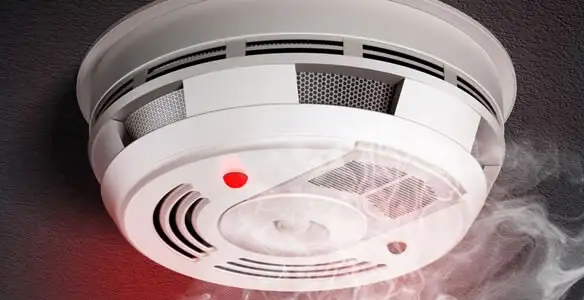Installed smoke detector providing reliable fire detection in San Antonio, TX